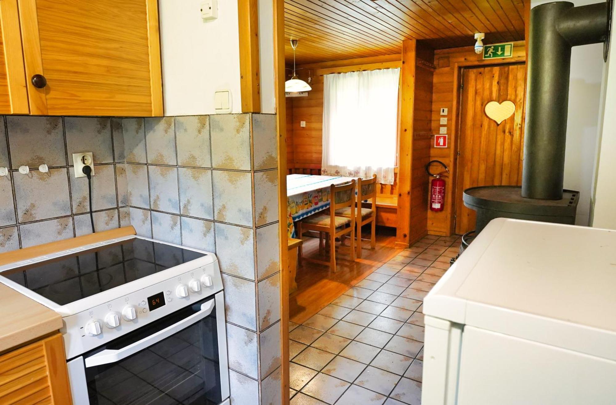 Sobe In Apartmaji Pri Ukcu Bohinj Esterno foto